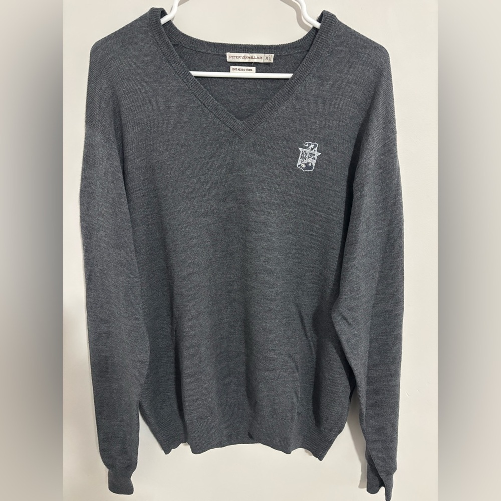 100% Fine Merino Wool Peter Millar Charcoal V-Neck Sweater Medium New